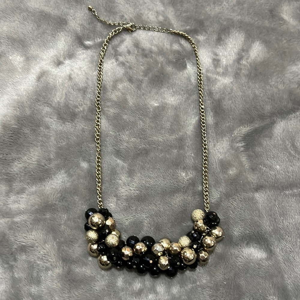 Express necklace